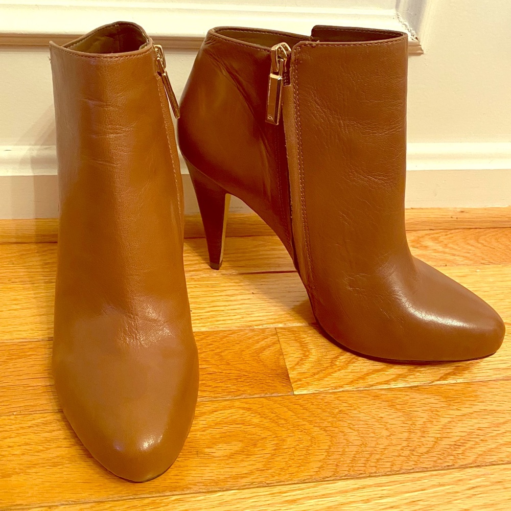 Banana Republic Womens Tan Leather Boots Size 8